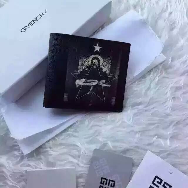 個性的なデザ 人気ブランドGivenchy 実物の写真 N品スーパーコピー代引き対応国内発送後払い安全必ず届く優良サイト
